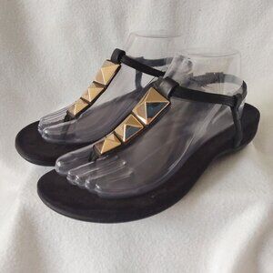 Vionic Rest Nala Black Gold Sandals 8 Comfort Orthoheel T-strap